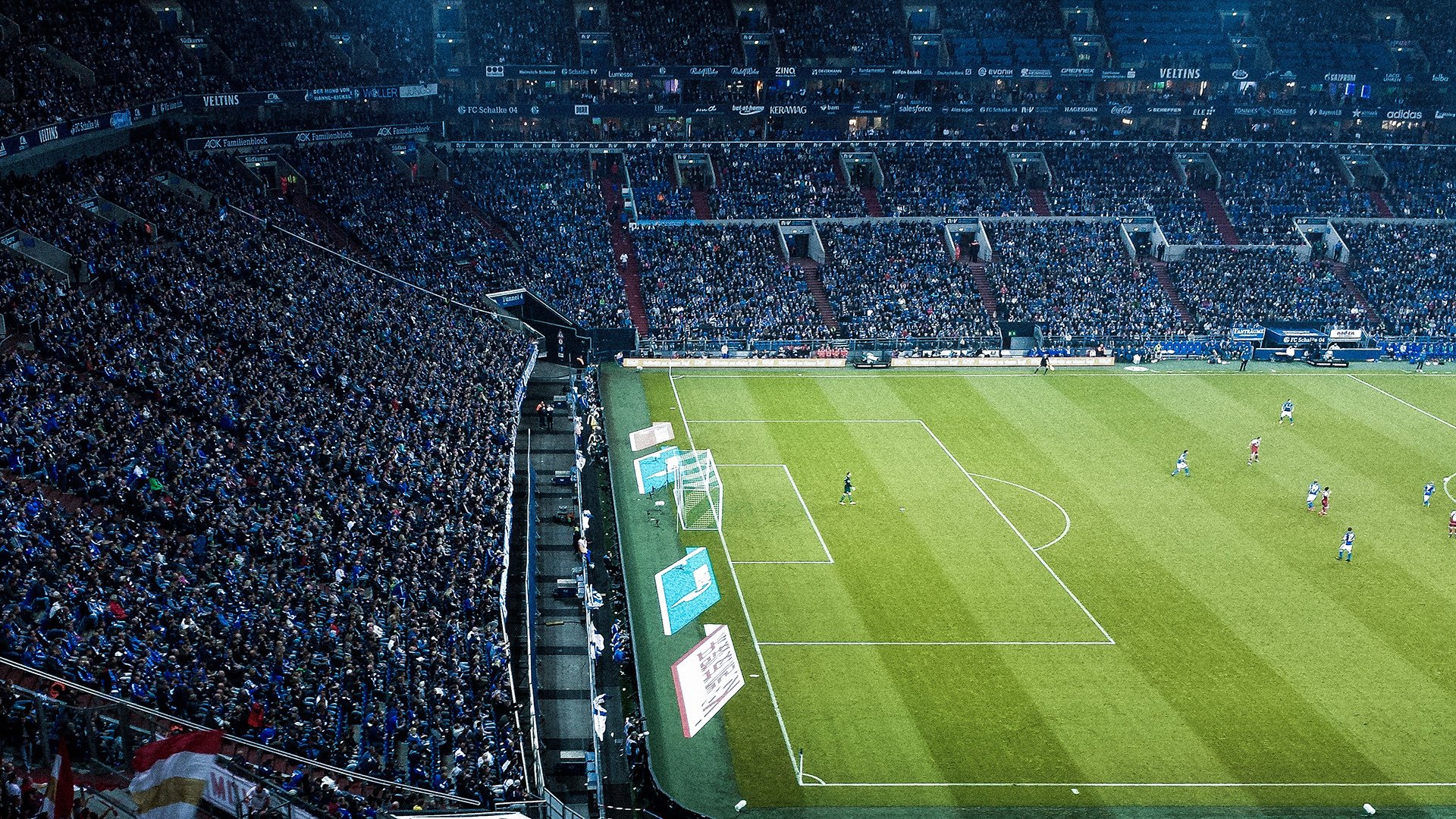 中国足球青少年足球俱乐部发展迅速，中国青少年足球俱乐部发展情况