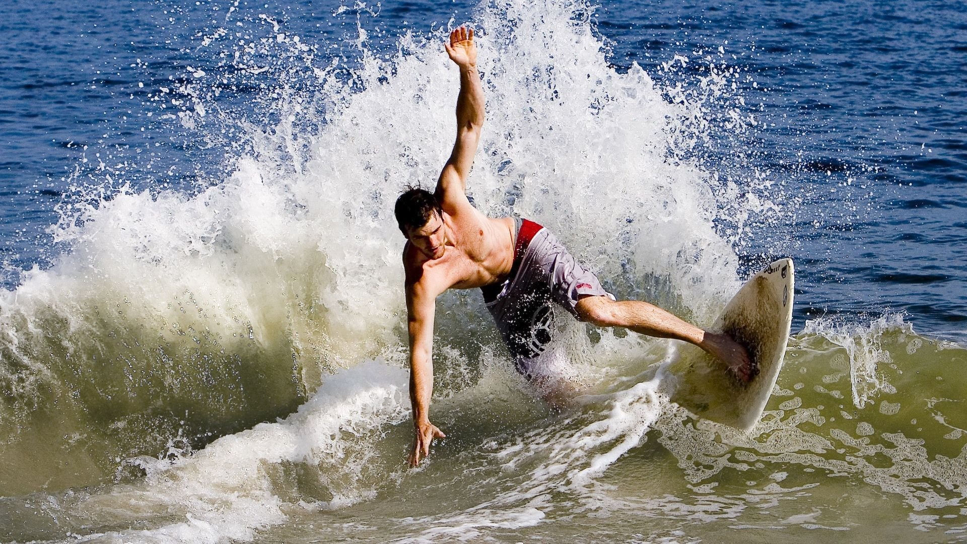 英国男子4×200米自由泳接力决赛强势亮相，4×200米自由泳接力比赛视频